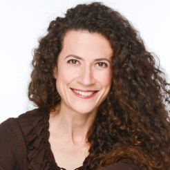 IshtaHappyAuthorSquareHighRes IshtaHappyAuthorSquareHighRes